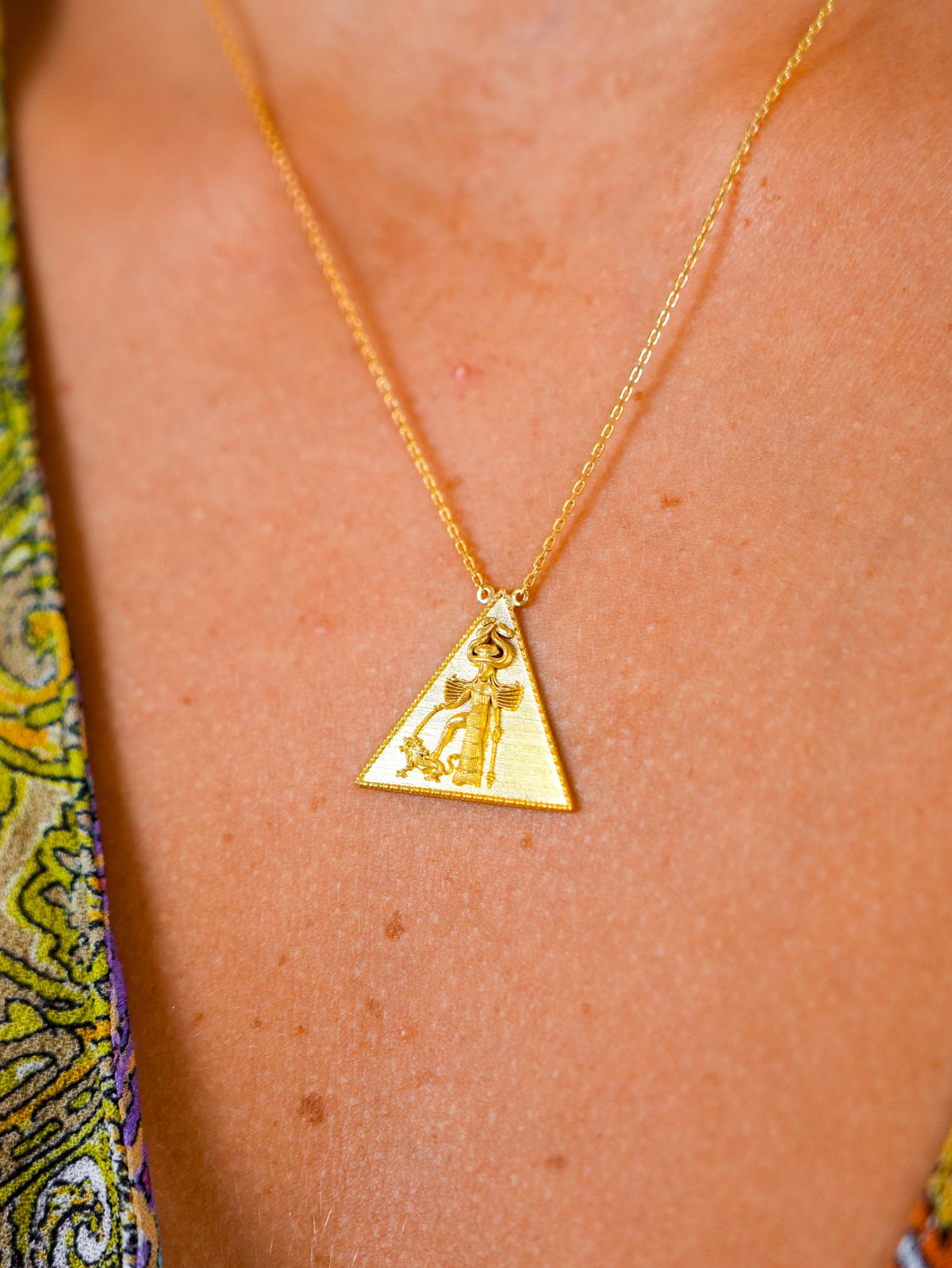 Baby Ishtar Necklace in 18K yellow gold worn close to the neck
